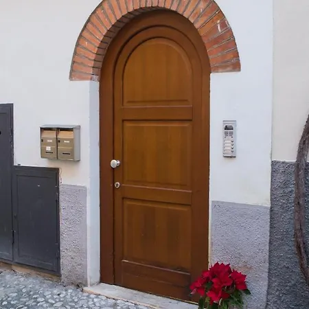Il Borgo Appartamenti Con Parcheggio Malcesine Exterior photo