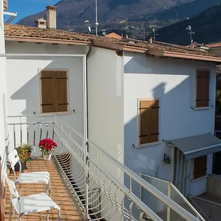 Il Borgo Appartamenti Con Parcheggio Malcesine Exterior photo
