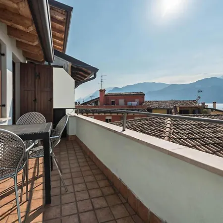 Il Borgo Appartamenti Con Parcheggio Malcesine Exterior photo
