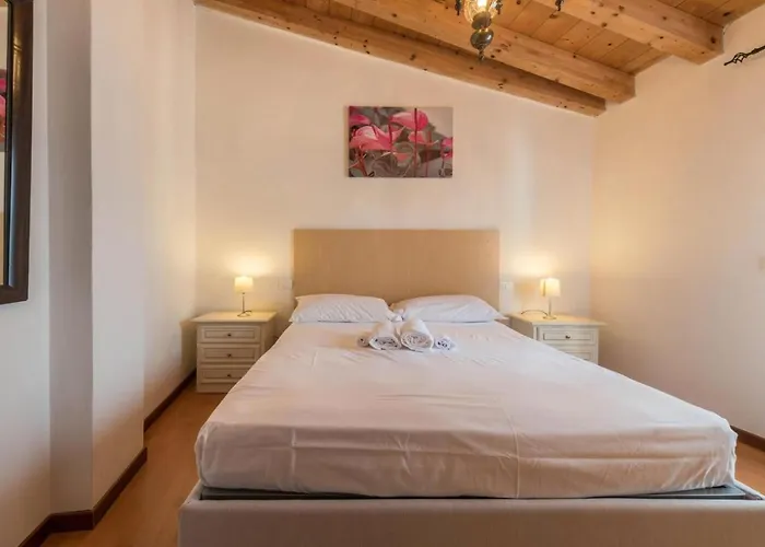 Il Borgo Appartamenti Con Parcheggio